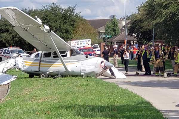 Plane-Lands-on-Tesla1
