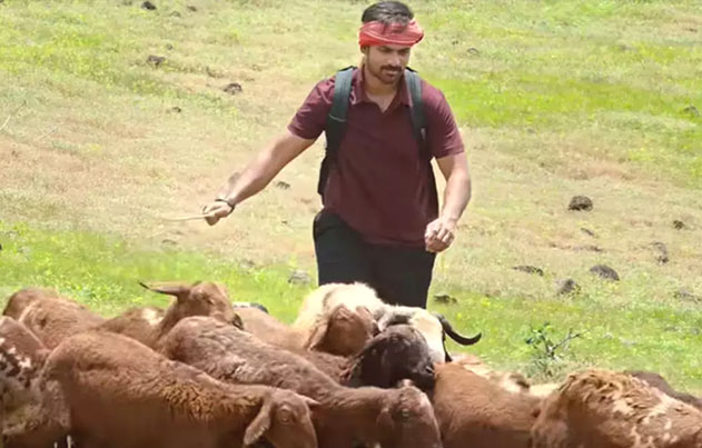 /media/k2/galleries/76346/Kondapolam-Movie-Stills-04