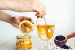 Haldi Kalonji Water for girls, Haldi Kalonji Water for women health, how haldi kalonji water helps to ease menstrual discomfort, Men s health