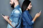 couples, texting habits, happy couples have similar texting habits suggests new study, Committed relationship couples, texting habits, happy couples have similar texting habits suggests new study, Committed relationship