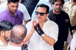 Saif Ali Khan hospital, Saif Ali Khan latest video, saif ali khan walks out of hospital after getting discharged, Kareena