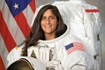 sunita williams space missions information, Indian American Astronaut Sunita Williams, sunita williams 7 interesting facts about indian american astronaut, Biography