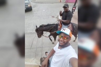Texas Men Rides Horse Through Wal-Mart
