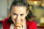 Walnuts on empty stomach, Walnuts breaking, benefits of eating walnuts on an empty stomach, Cholesterol