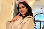 Janhvi Kapoor comedian, Janhvi Kapoor, janhvi kapoor to test her luck in stand up comedy, Varun dhawan