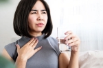 Drinking Cold Water in Summer, Drinking Cold Water in Summer advantages, side effects of drinking cold water in summer, Throat