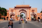 place to visit in Jaipur, Pink City Jaipur, a tour to pink city jaipur, Handloom